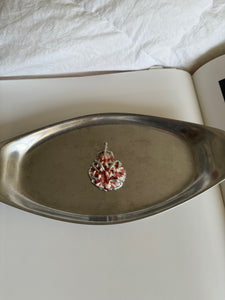 "coral" seashell charm - Monoklin
