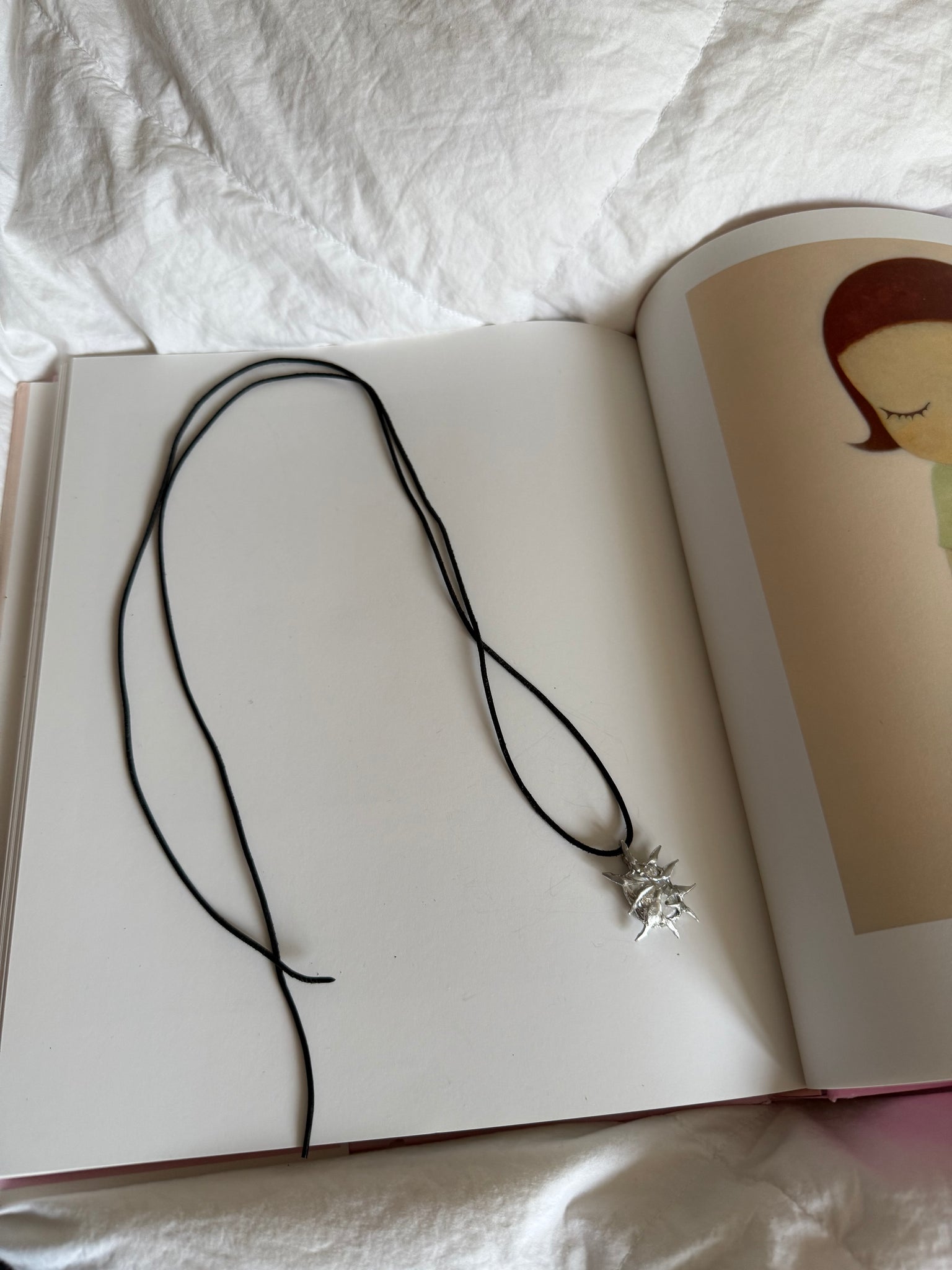 „ori“ pierced charm- Monoklin