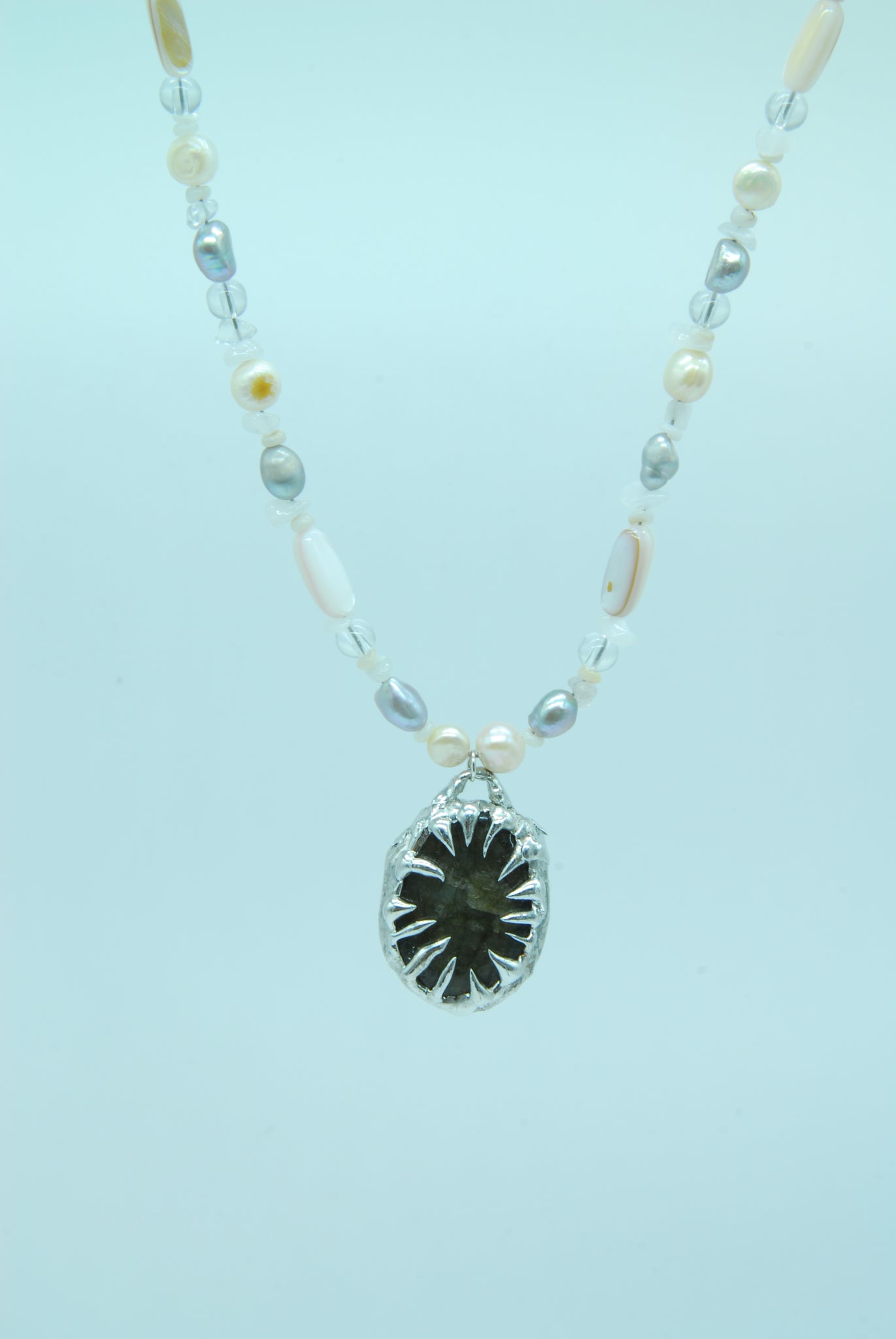 „Dawn“ Monoklin pearl chain