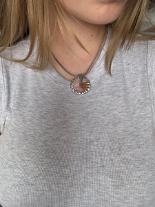 „velv“ necklace- Monoklin